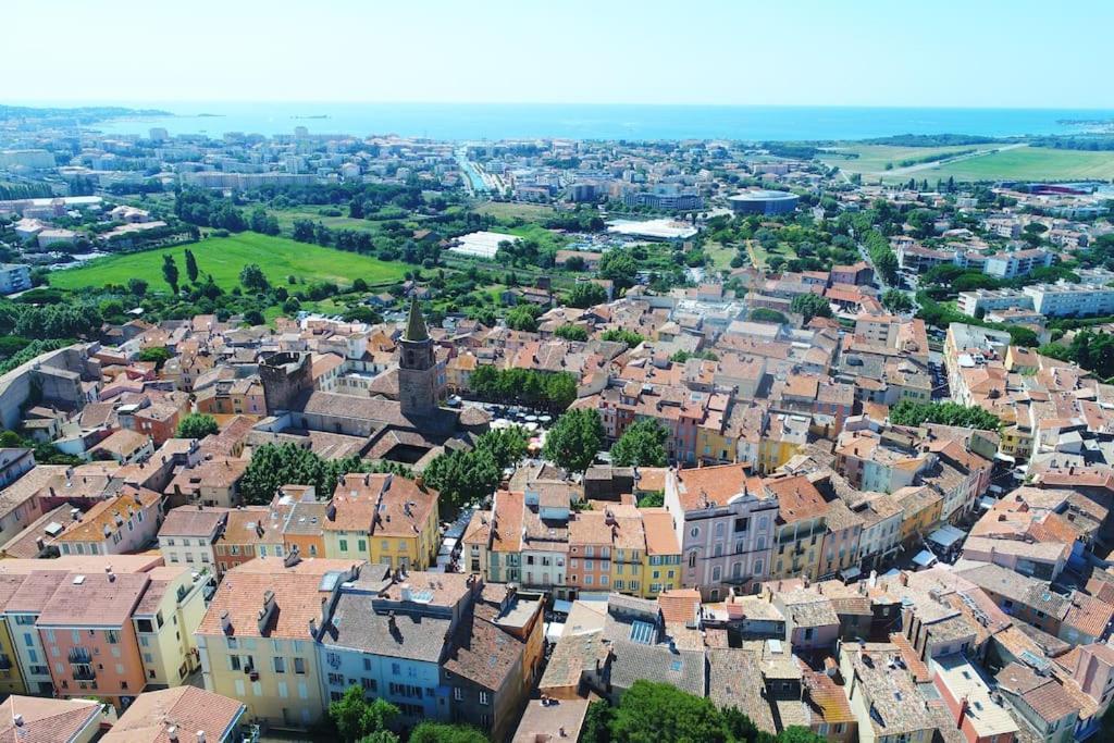 Port-Frejus, Le Paladien, Appartement 2 Pieces Climatise, Terrasse & Parking Exterior foto